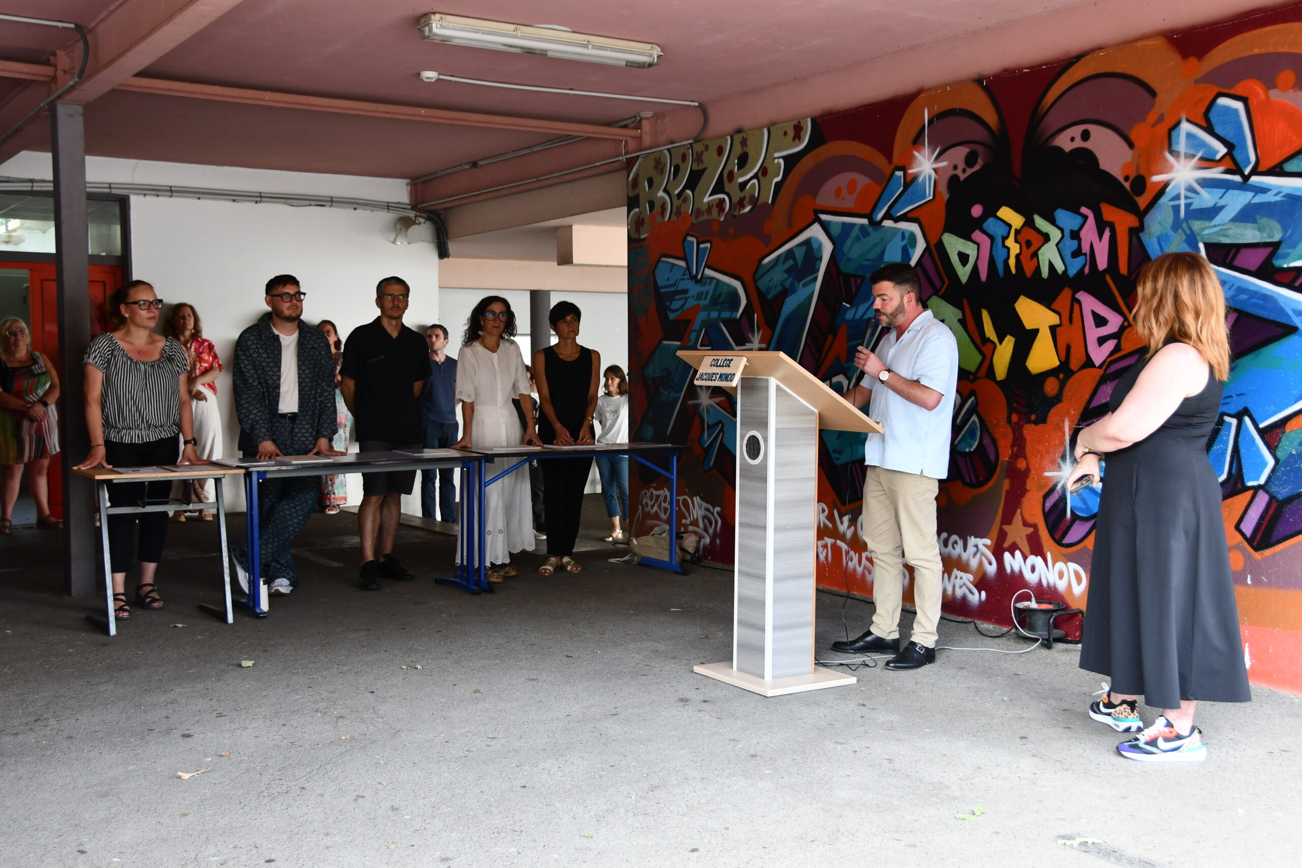 CÉRÉMONIE DE REMISE DES DIPLÔMES AU COLLÈGE JACQUES MONOD DU KONACKER